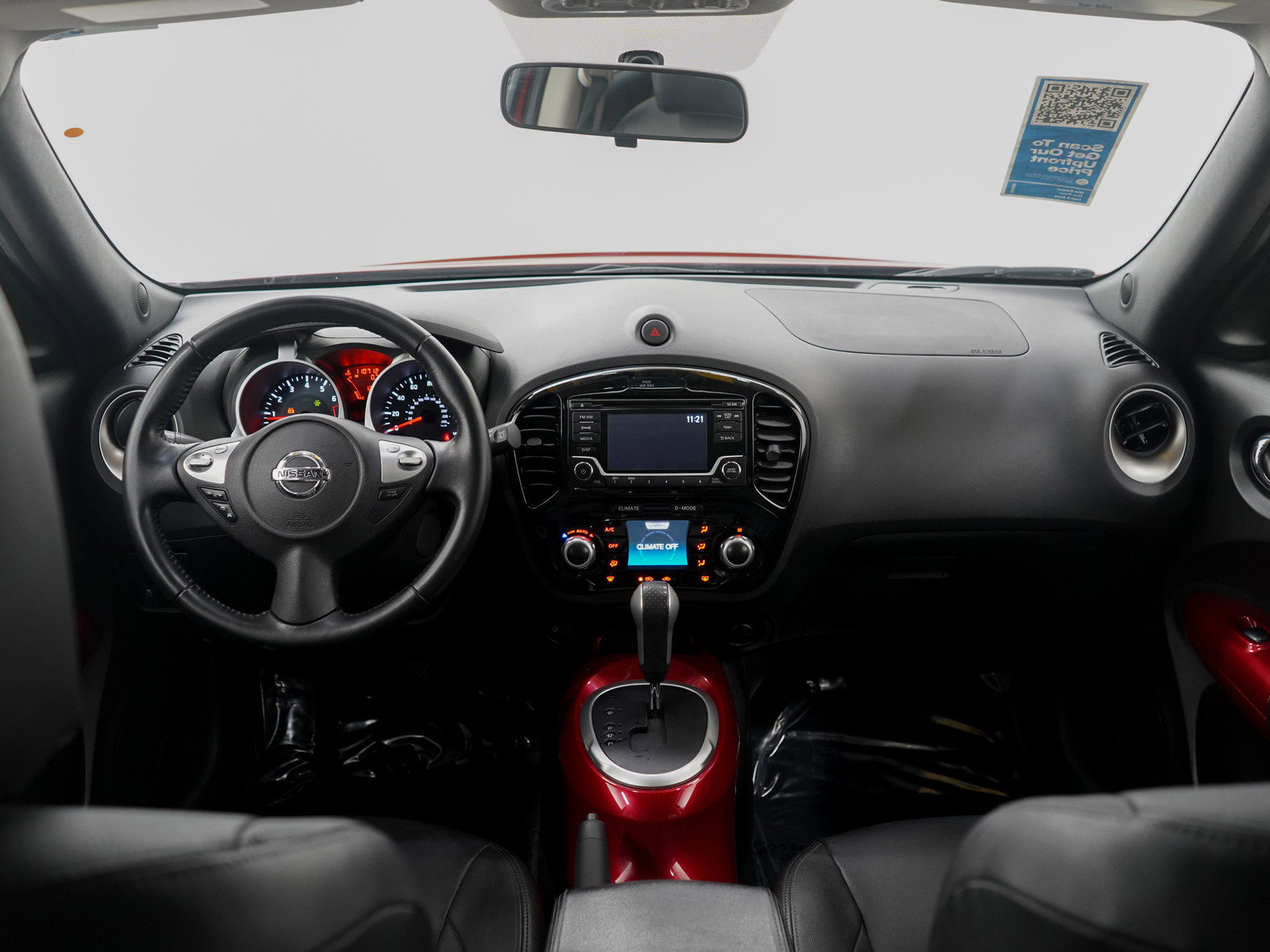 Used 2015 Nissan Juke SV w/ Cold Weather Package image 13