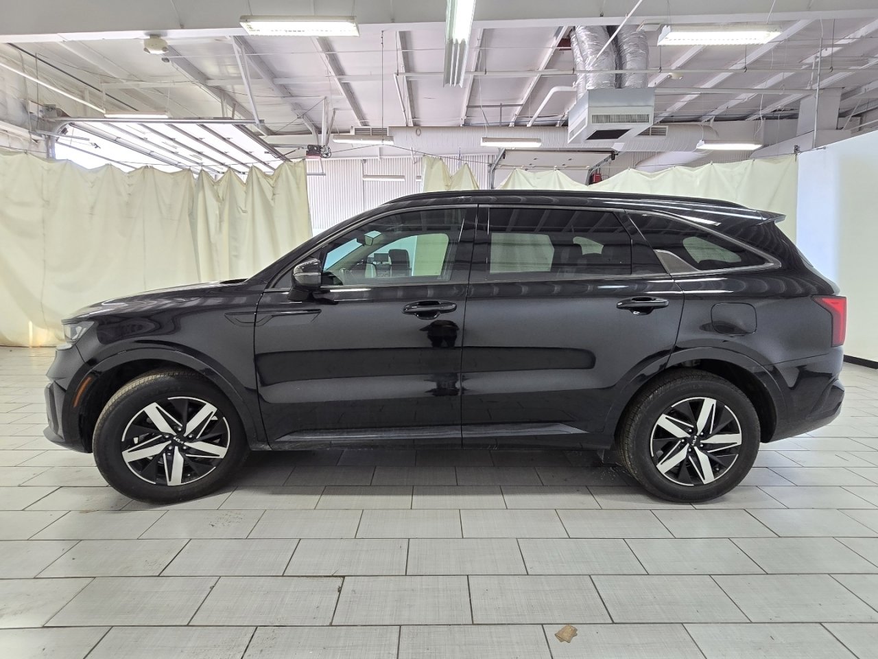 Used 2022 Kia Sorento S image 12