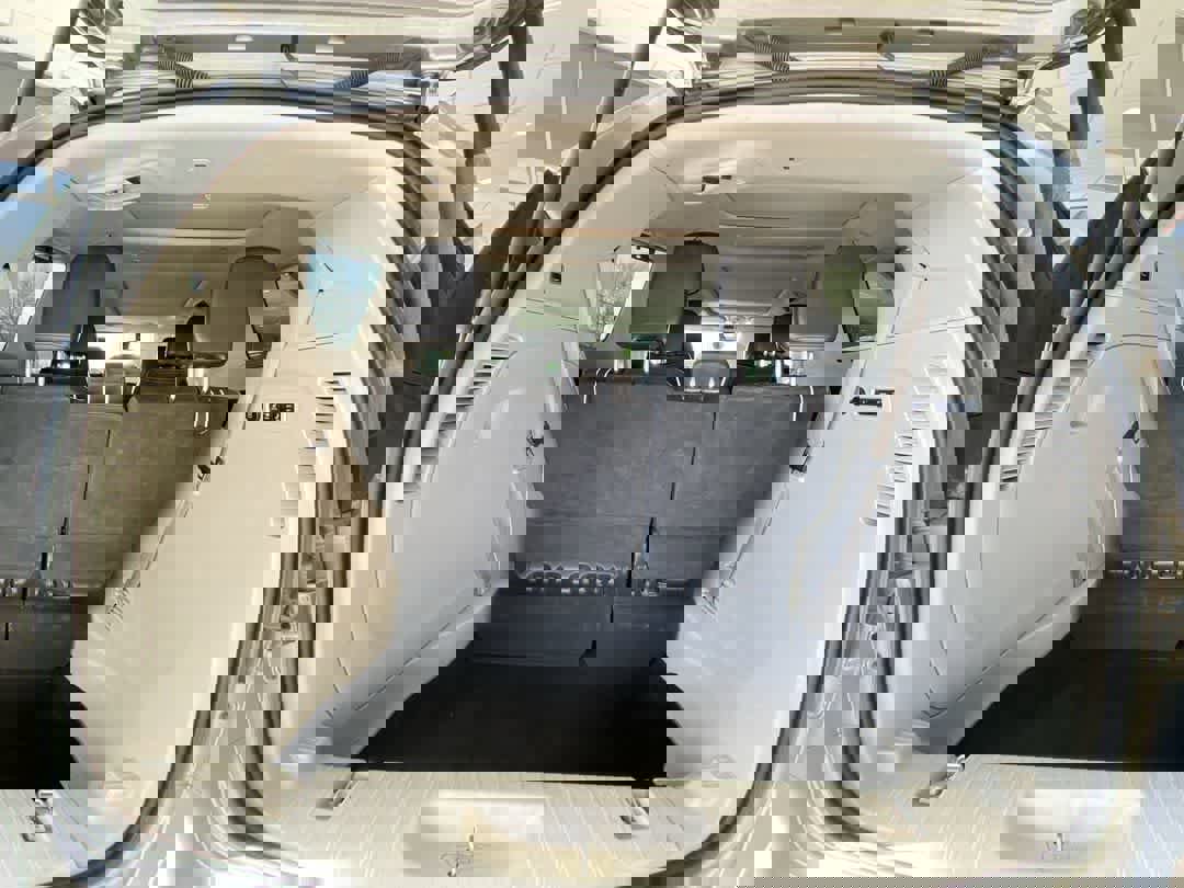 Used 2018 Chrysler Pacifica Limited image 28