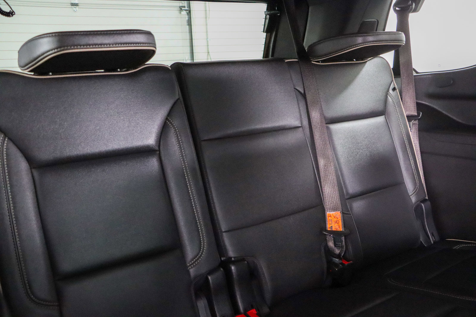 Used 2023 GMC Yukon SLT image 33