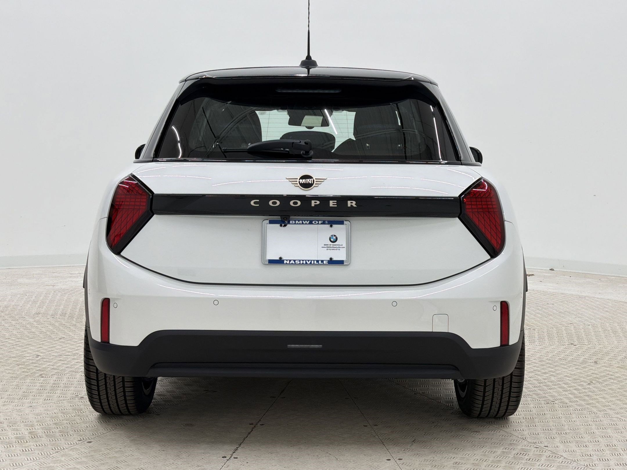 New 2026 MINI Cooper 4-Door Hardtop image 9