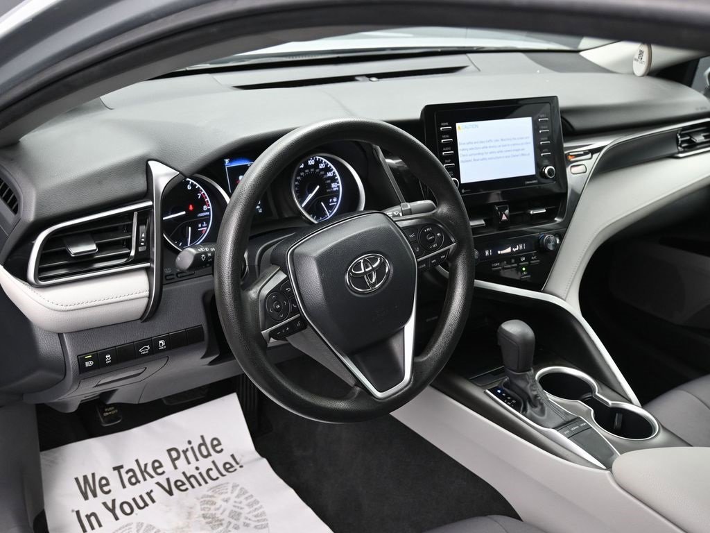 Used 2024 Toyota Camry LE image 15