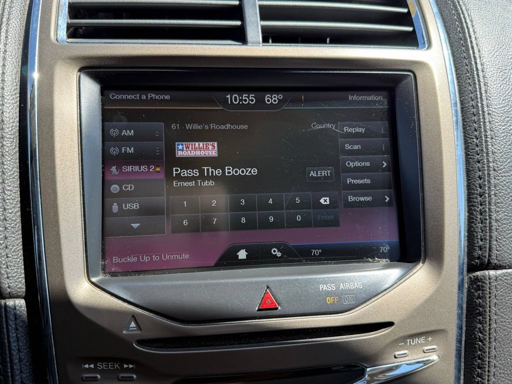 Used 2014 Lincoln MKX FWD image 17