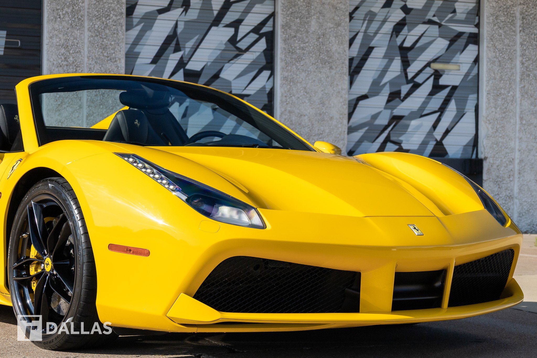 Used 2017 Ferrari 488 Spider RWD image 2
