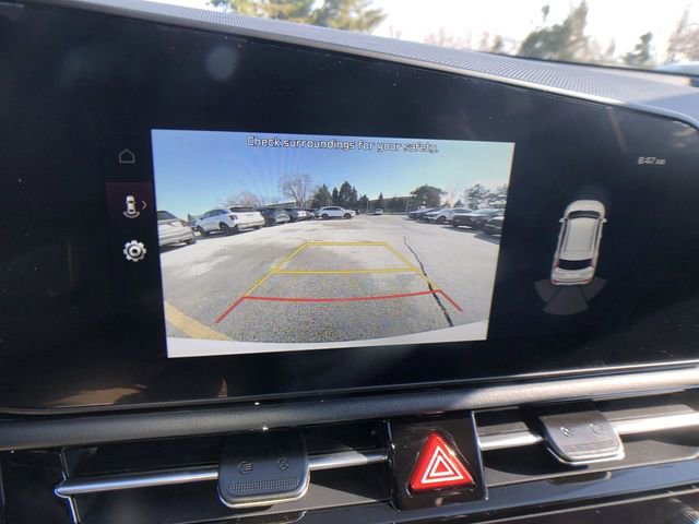 New 2025 Kia Niro EX Touring image 17