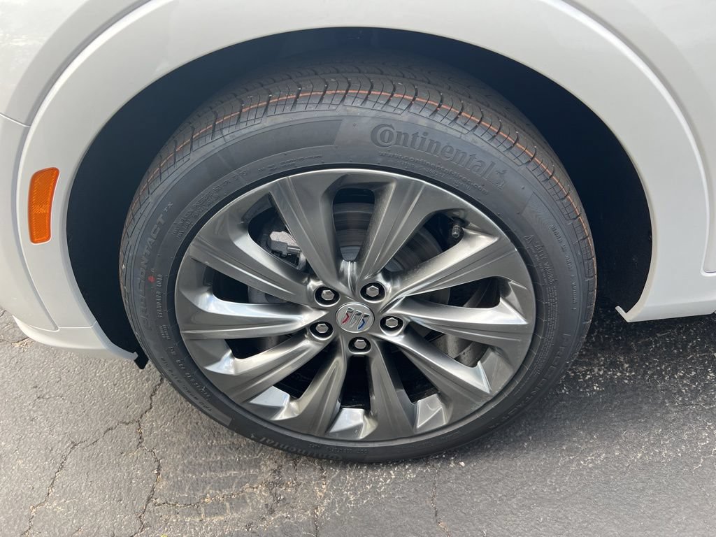 New 2026 Buick Envista Preferred FWD image 2