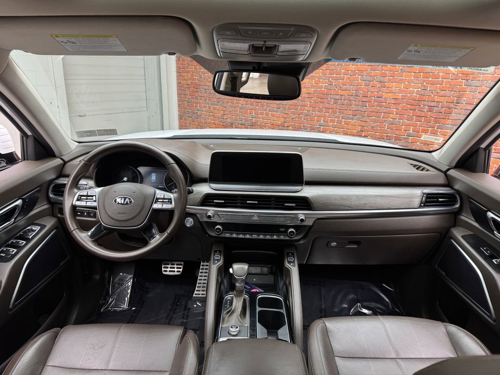 Used 2021 Kia Telluride SX w/ Towing Package FWD image 13