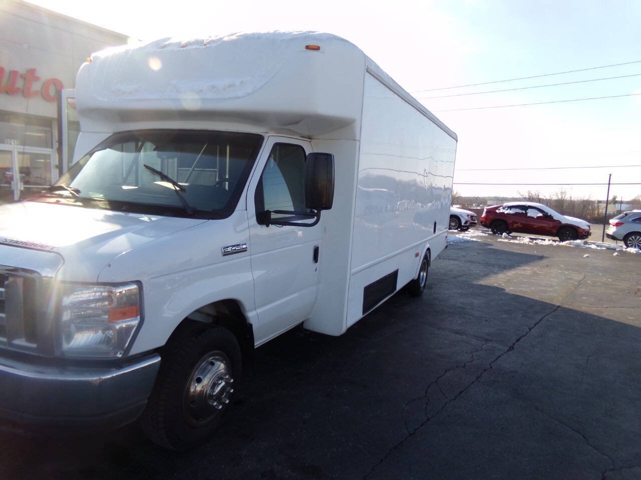 Used 2019 Ford E-450 and Econoline 450 Super Duty w/ Shuttle Bus Prep Package RWD image 47