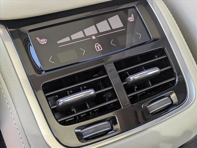 Used 2026 Volvo XC90 B6 Ultra AWD/4WD image 18