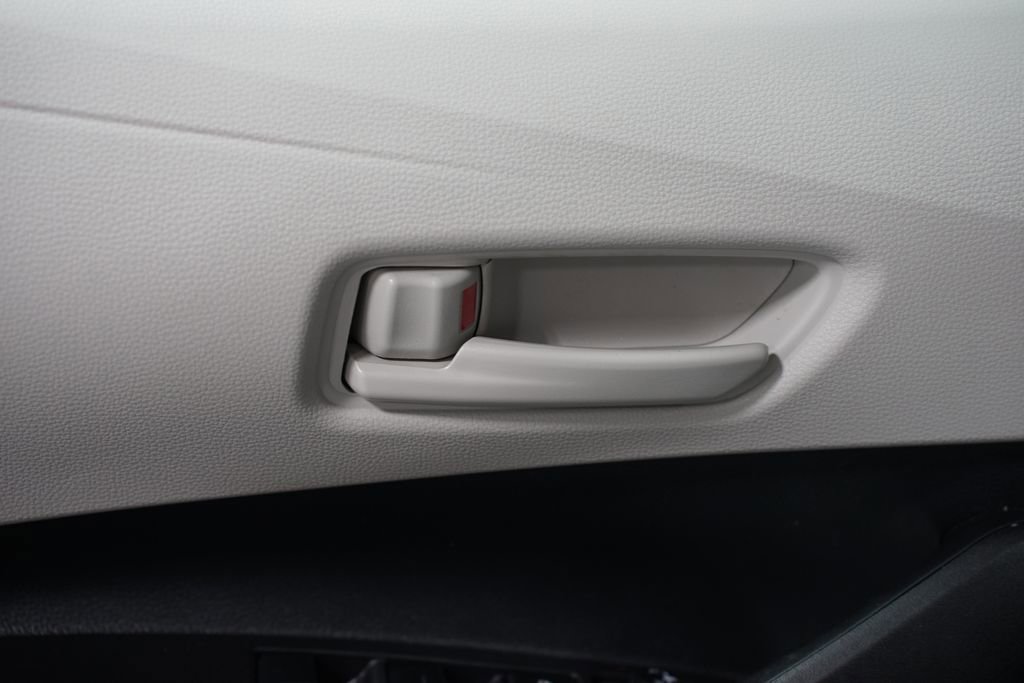 Certified 2025 Toyota Corolla LE image 29