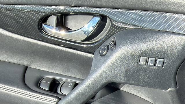 Used 2020 Nissan Rogue SL w/ Premium Package image 22