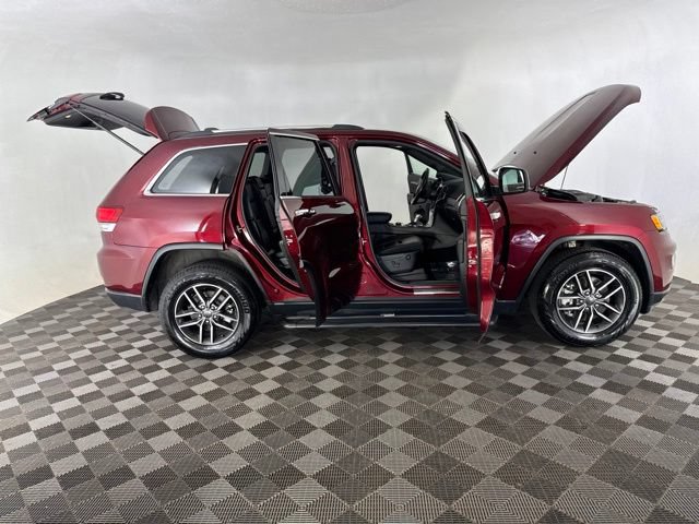 Used 2021 Jeep Grand Cherokee Limited AWD/4WD image 15