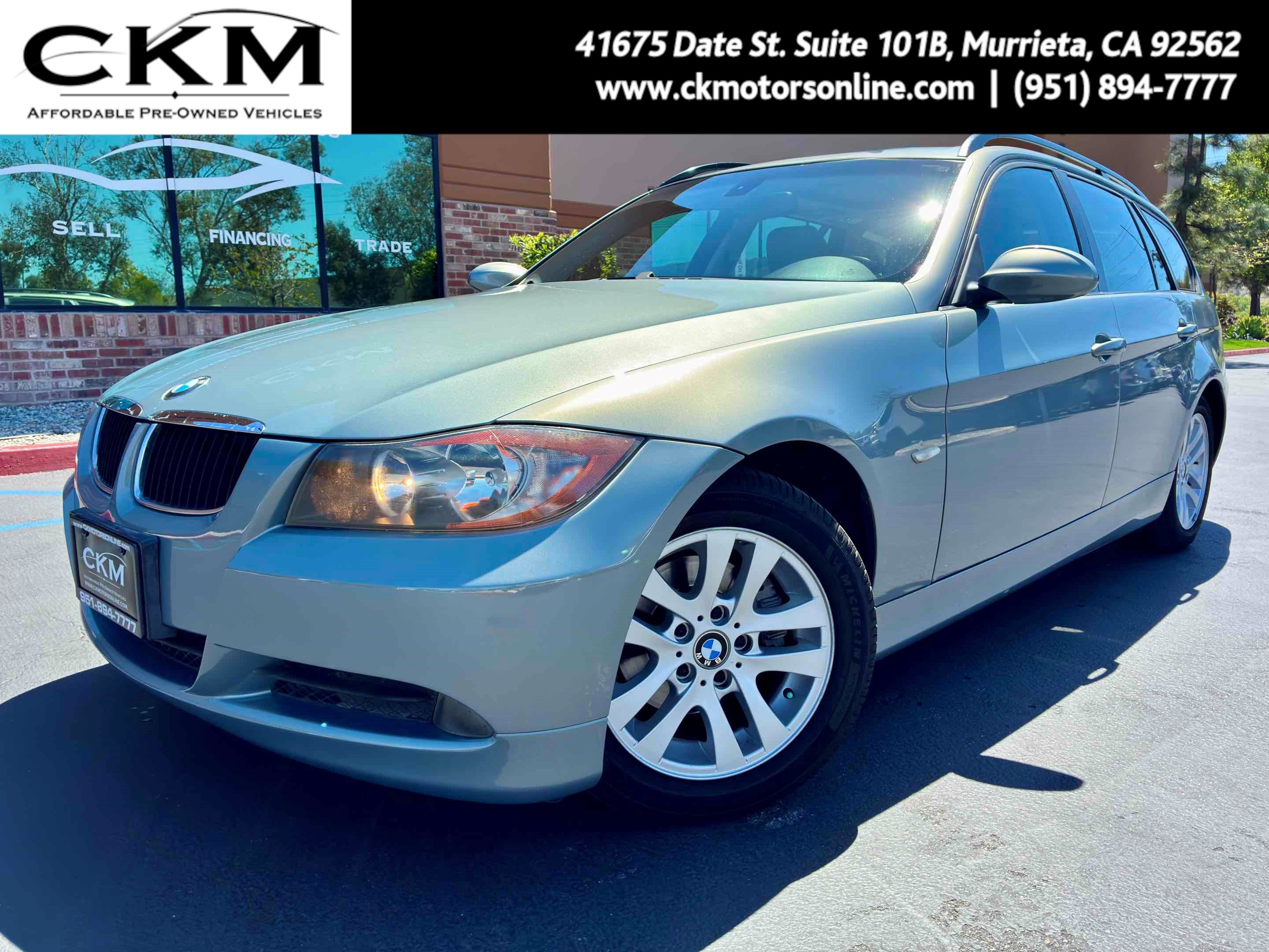Used 2007 BMW 328i Wagon RWD image 1