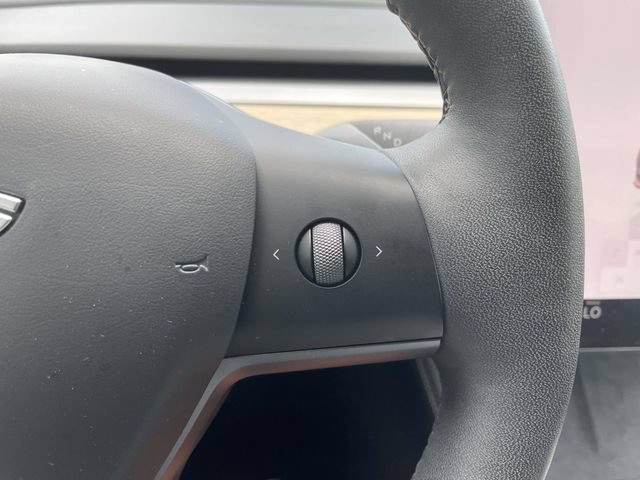 Used 2023 Tesla Model 3 Standard Range RWD image 23