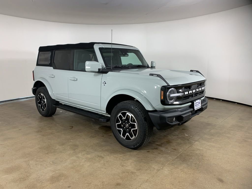 Used 2021 Ford Bronco Outer Banks image 5