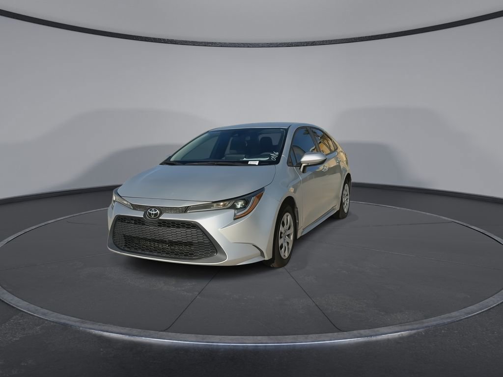 Used 2022 Toyota Corolla LE FWD image 4