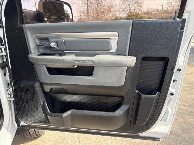 Used 2015 RAM 4500 Tradesman w/ Power & Remote Entry Group image 41