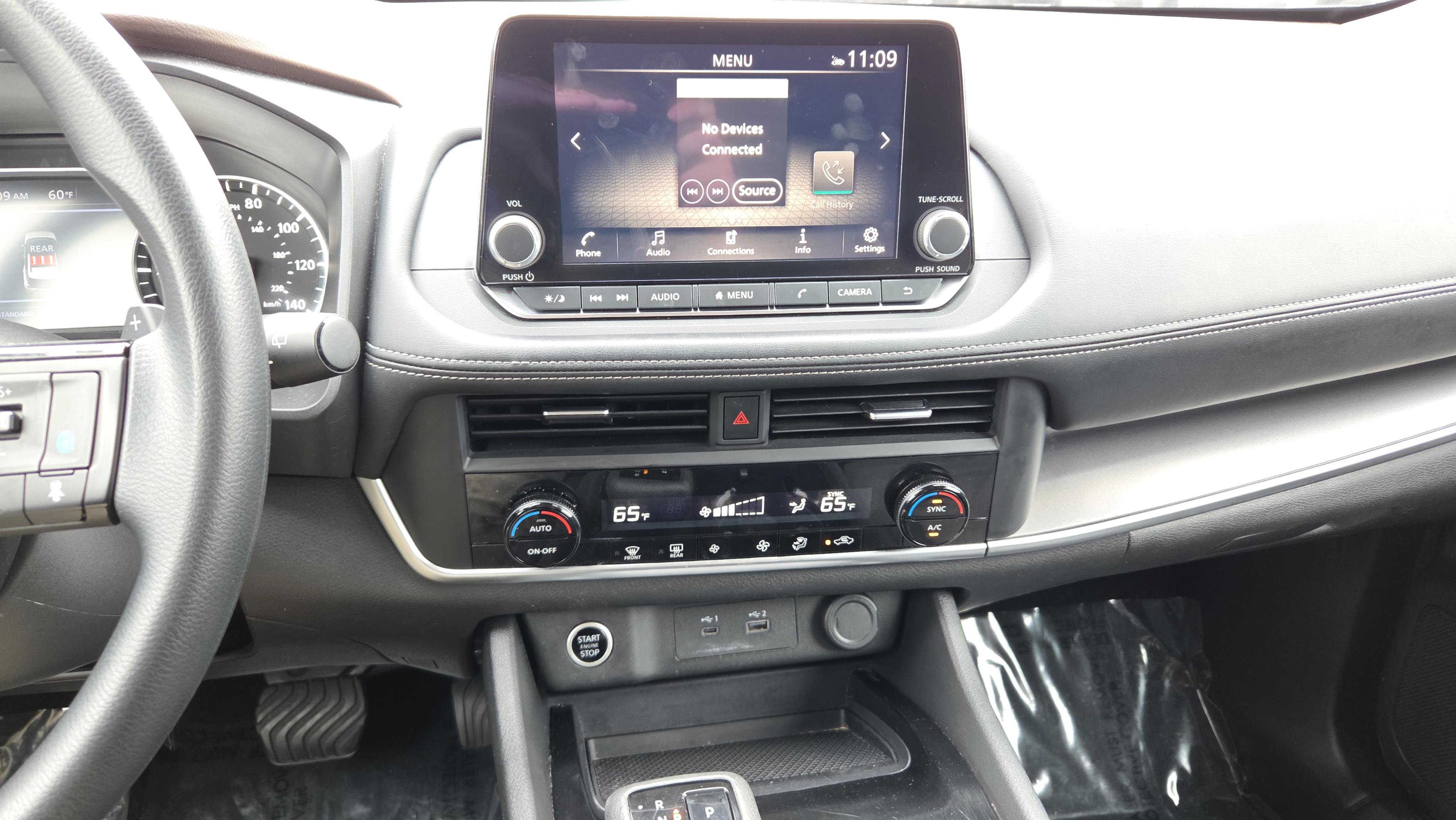 Used 2023 Nissan Rogue SV image 20