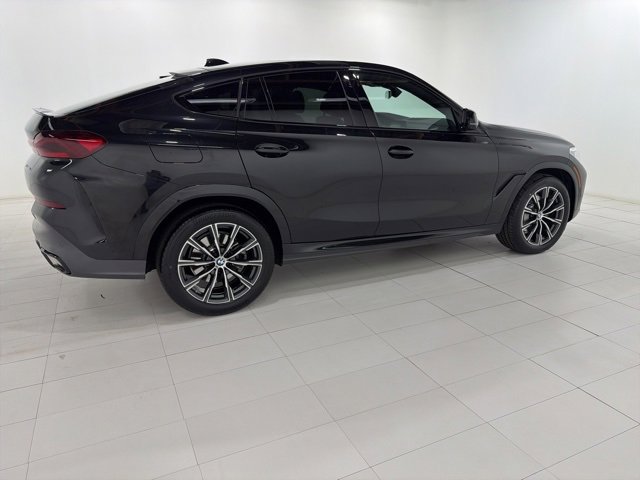 Certified 2023 BMW X6 xDrive40i w/ Executive Package image 6
