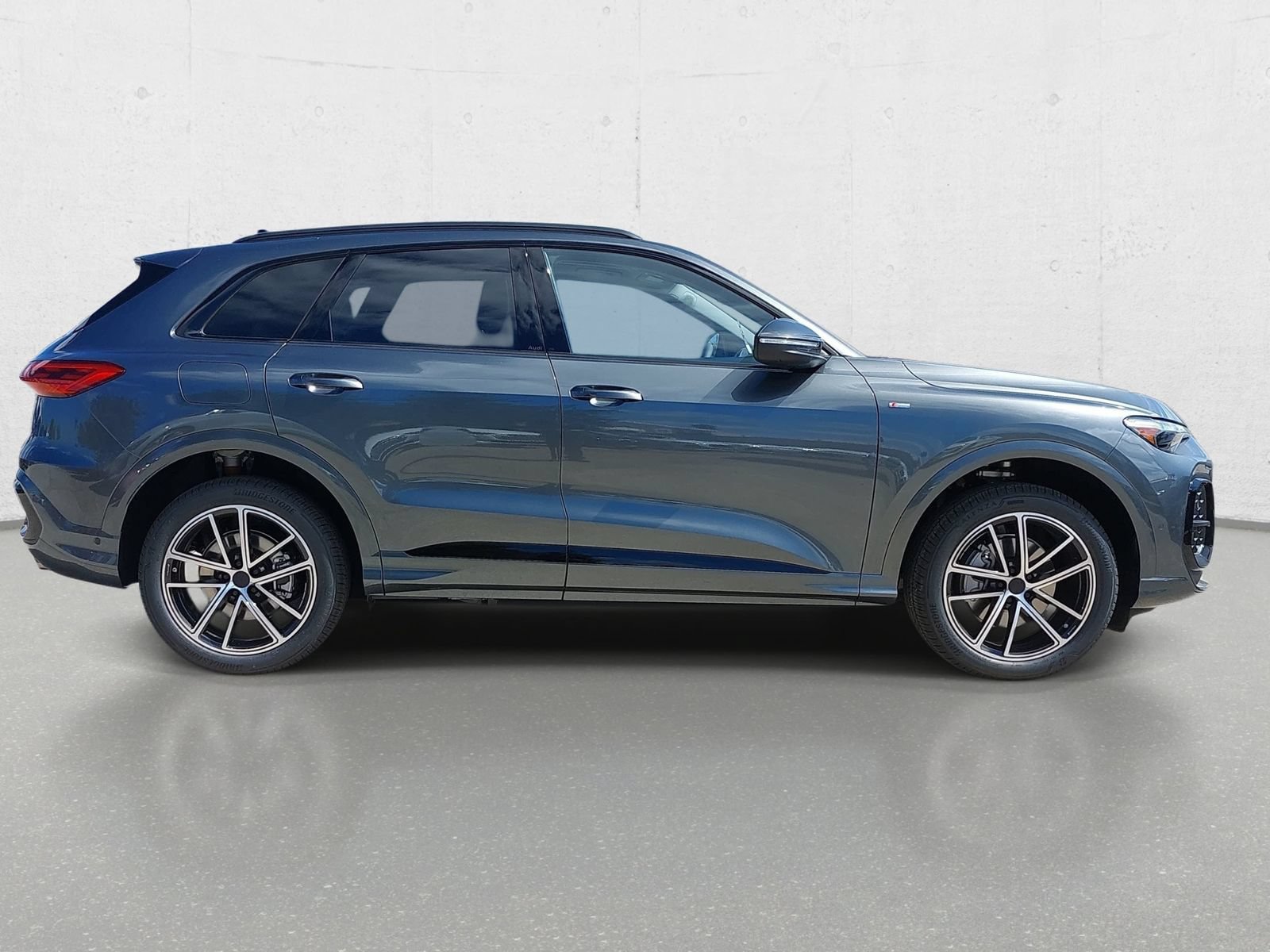New 2026 Audi Q5 Premium Plus AWD/4WD image 4