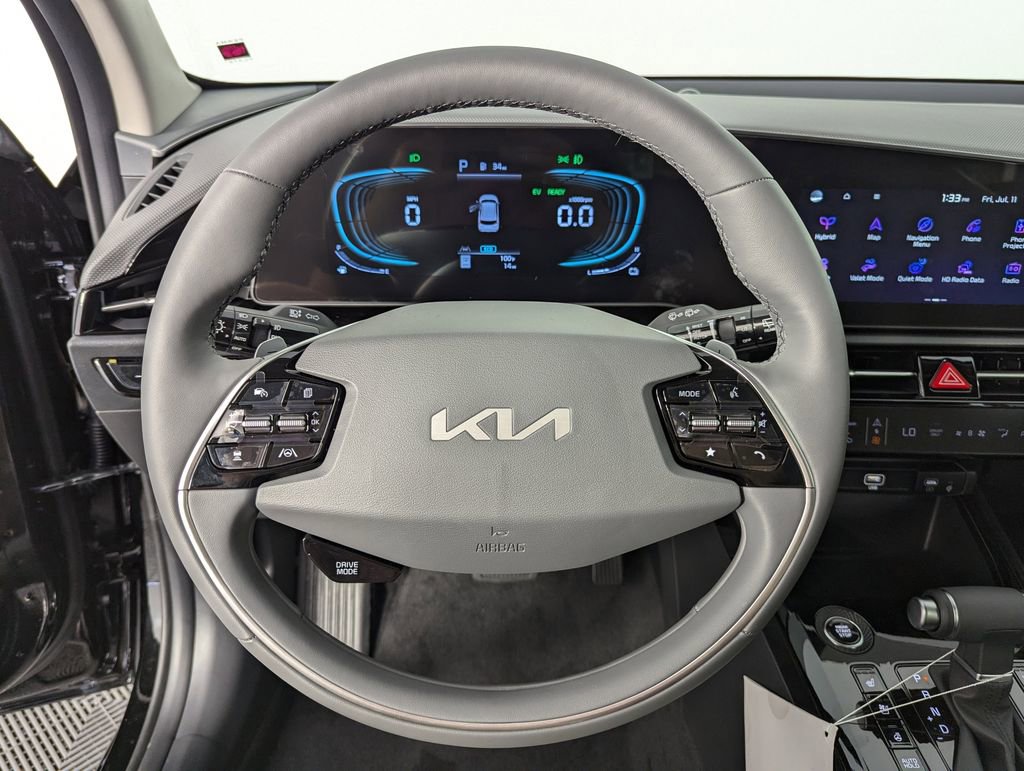 New 2025 Kia Niro SX image 25