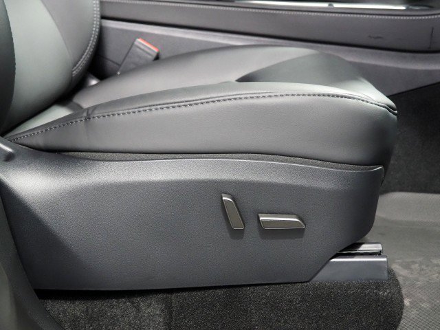 Used 2024 Tesla Model Y Performance image 58