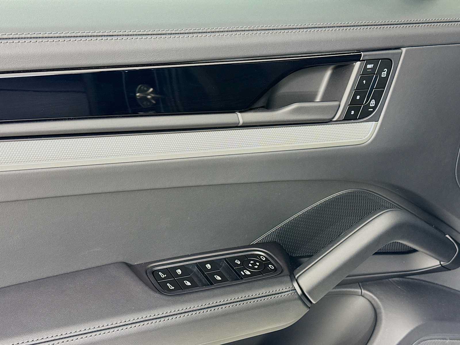 New 2026 Porsche Cayenne AWD/4WD image 11
