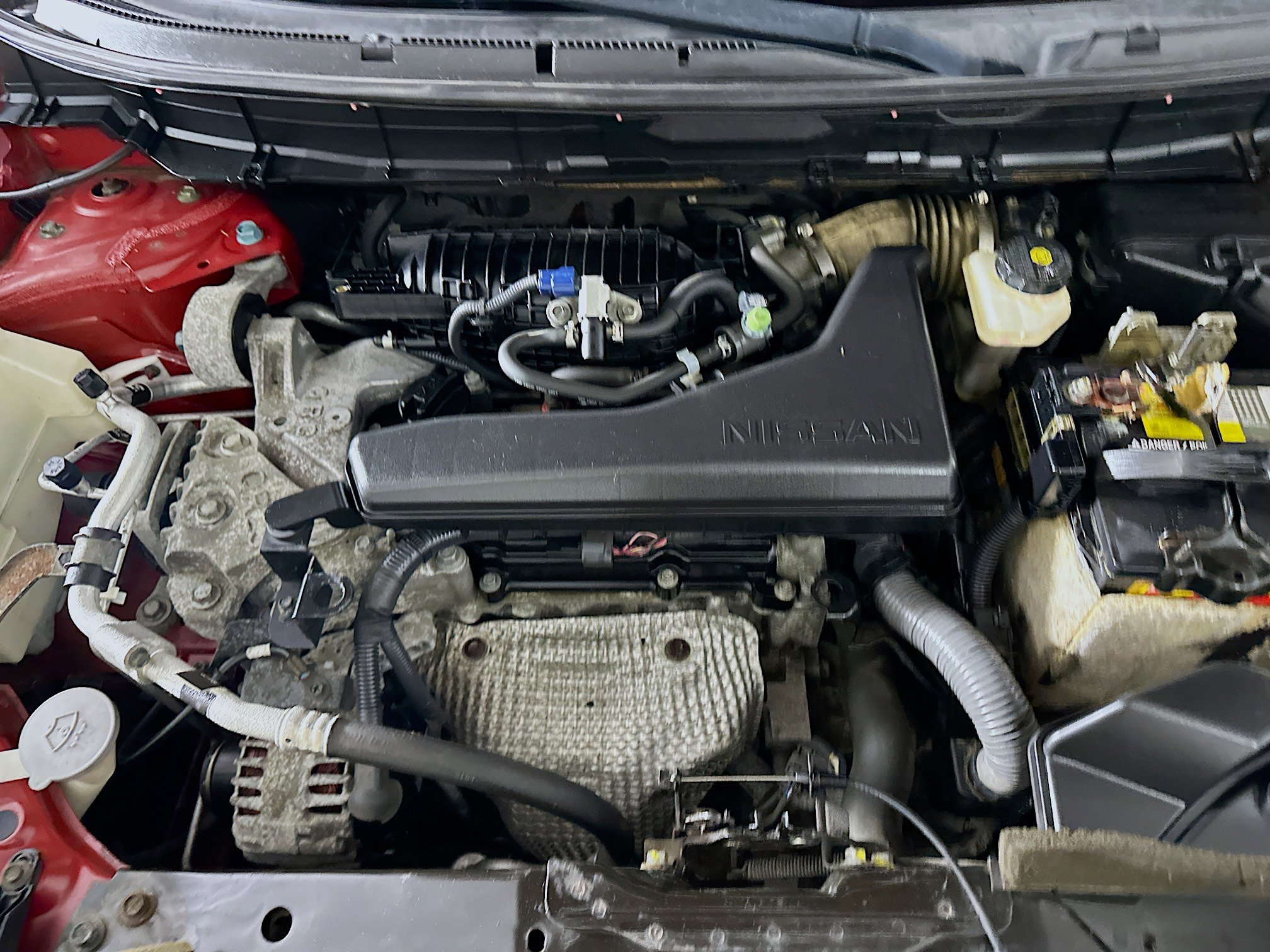 Used 2015 Nissan Rogue SL w/ SL Premium Package image 32