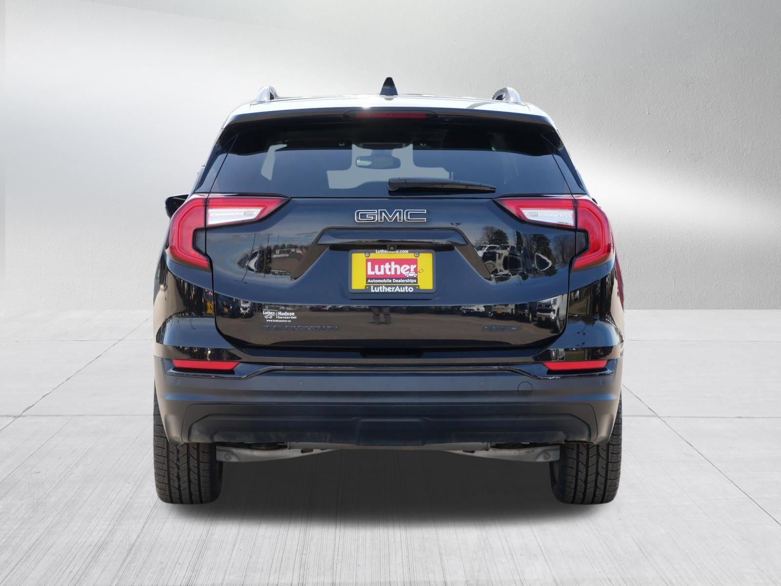 Used 2023 GMC Terrain SLE w/ Driver Convenience Package AWD/4WD image 6