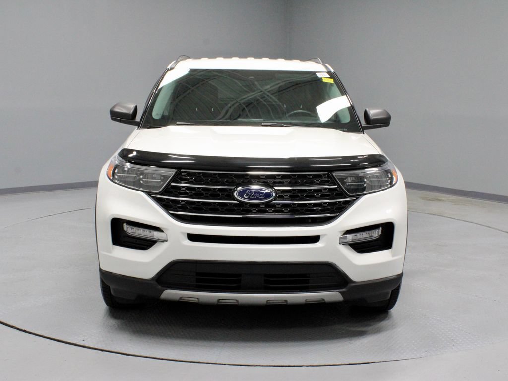 Certified 2023 Ford Explorer XLT w/ Equipment Group 202A AWD/4WD image 6
