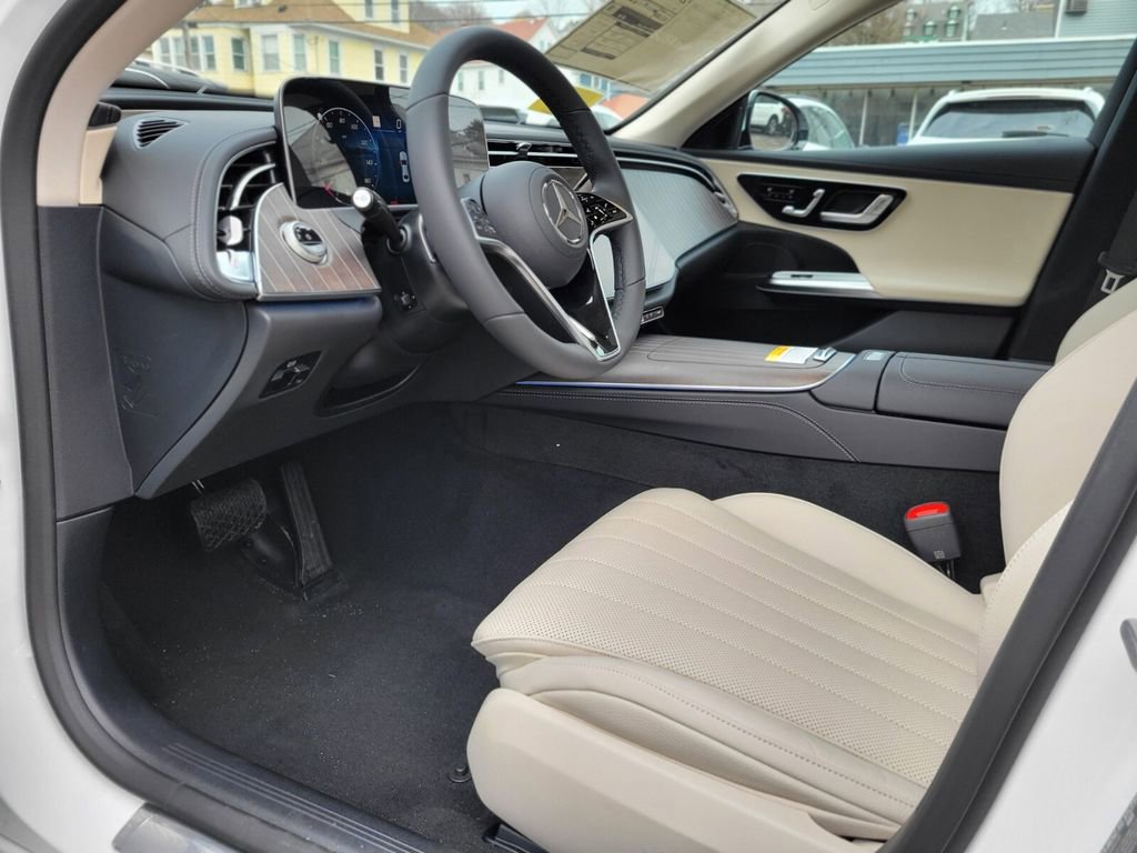 New 2026 Mercedes-Benz E 350 4MATIC Sedan image 17