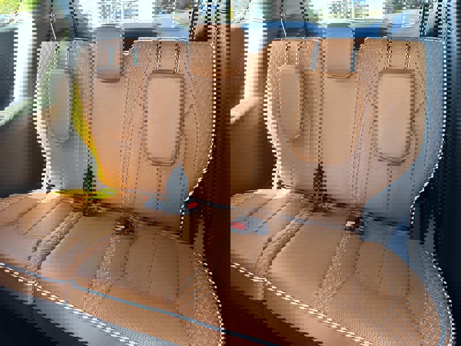 New 2026 Chrysler Pacifica Pinnacle image 8