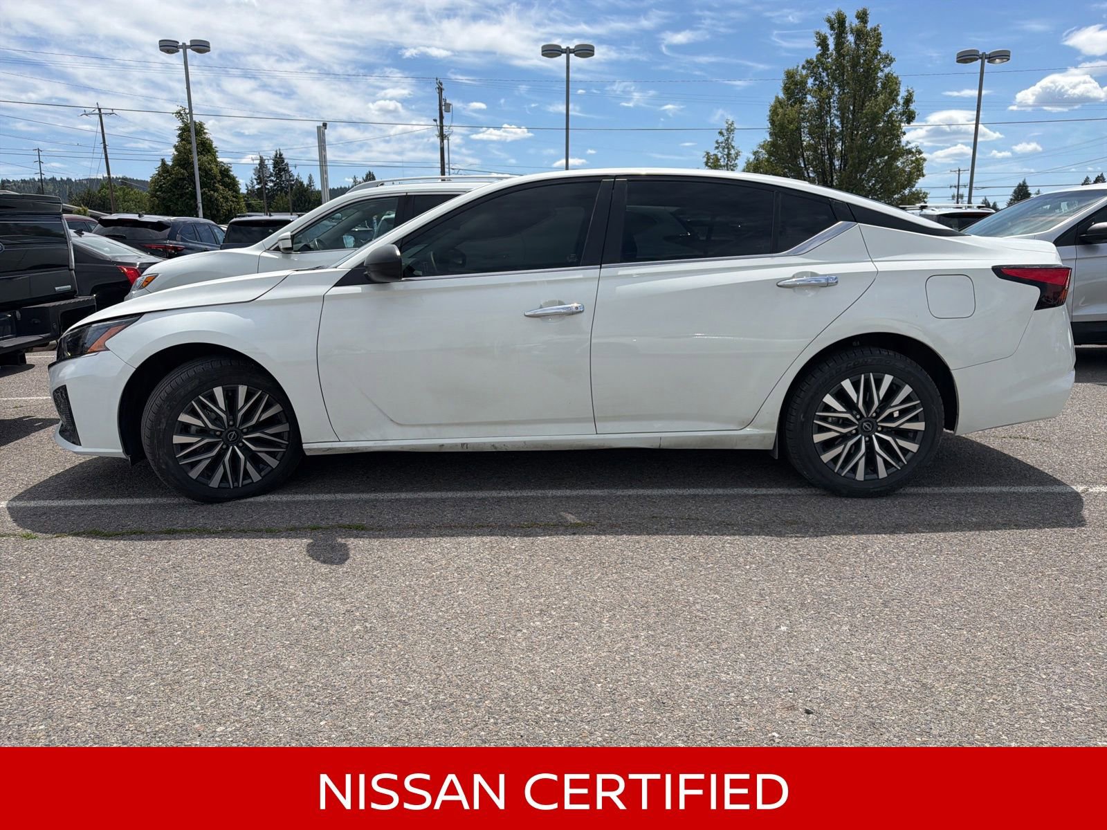 Certified 2025 Nissan Altima 2.5 SV AWD/4WD image 10