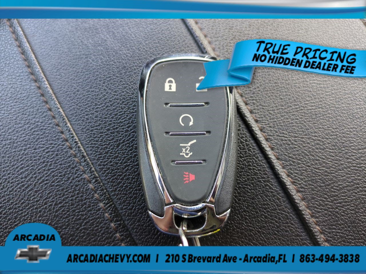 Used 2023 Chevrolet Traverse High Country FWD image 30
