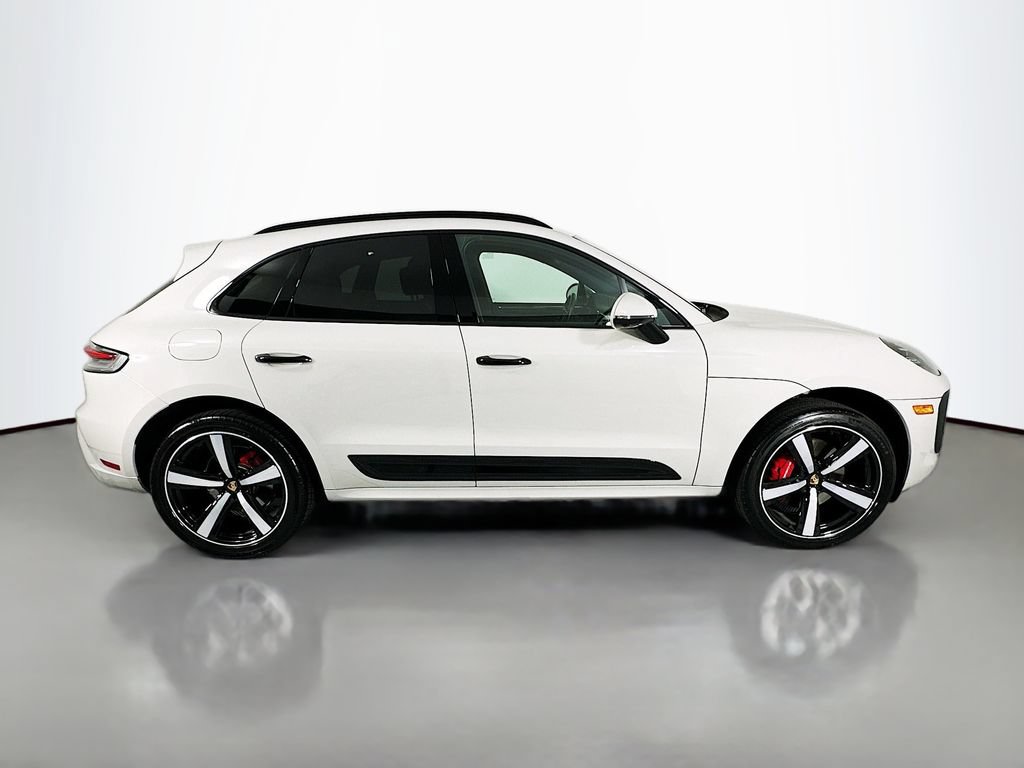Certified 2022 Porsche Macan S AWD/4WD image 8