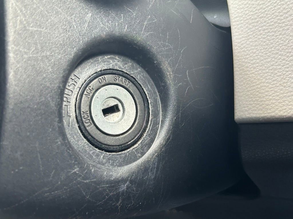 Used 2022 Toyota Corolla LE FWD image 41