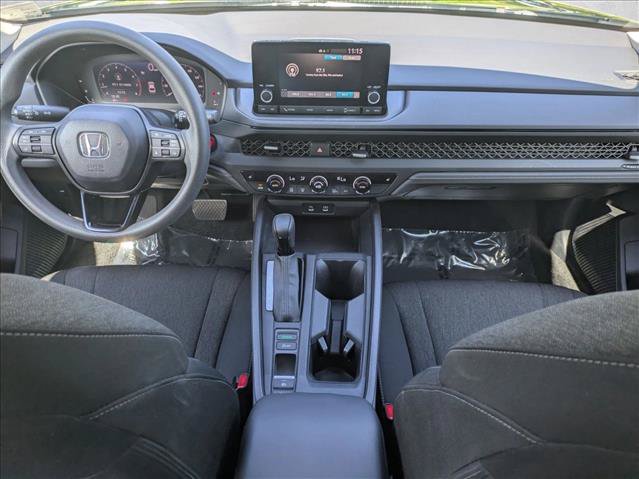 Used 2023 Honda Accord EX image 17