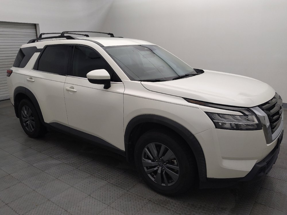 Used 2022 Nissan Pathfinder SV FWD image 11