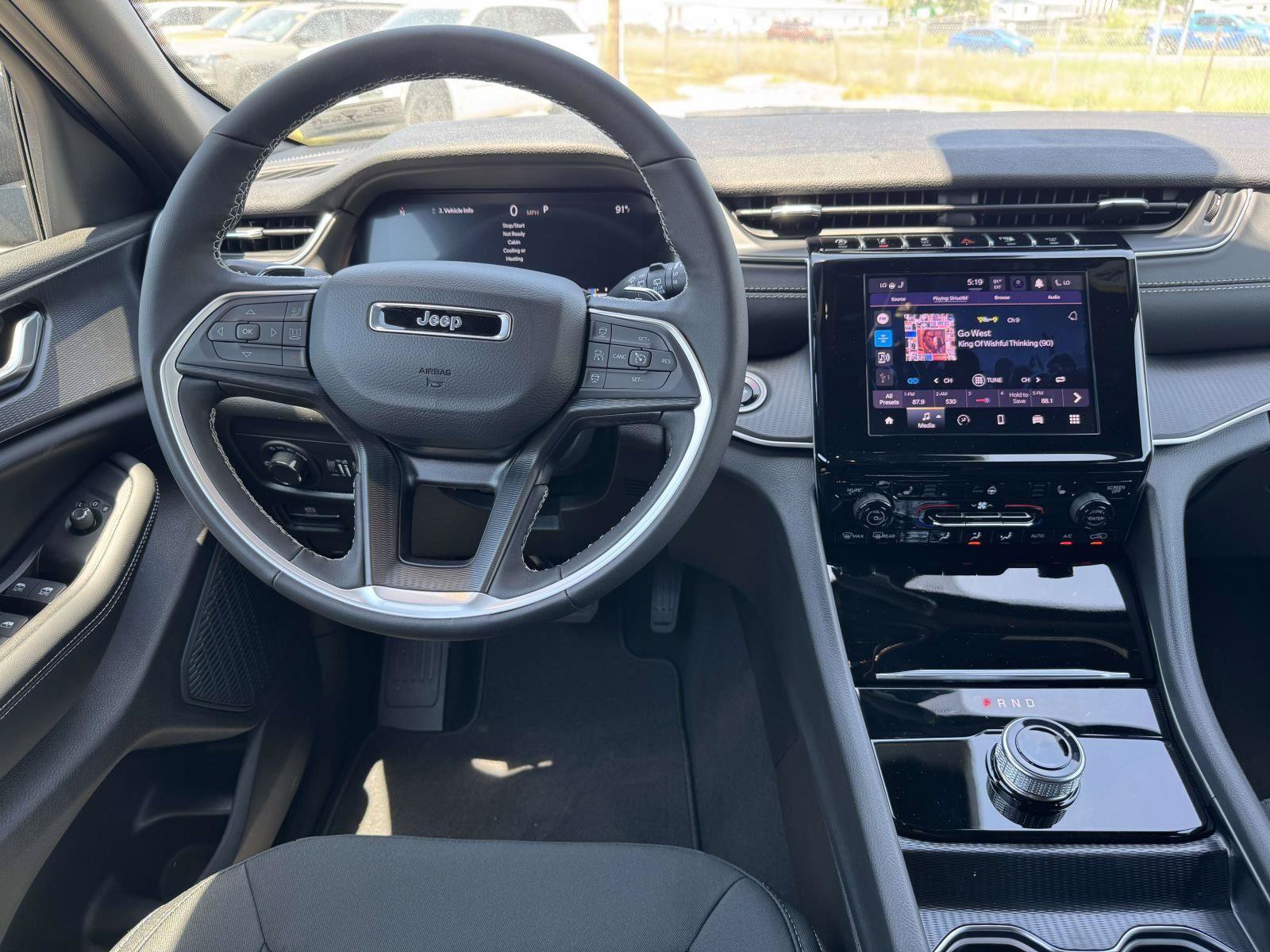 New 2026 Jeep Grand Cherokee L 4WD image 2
