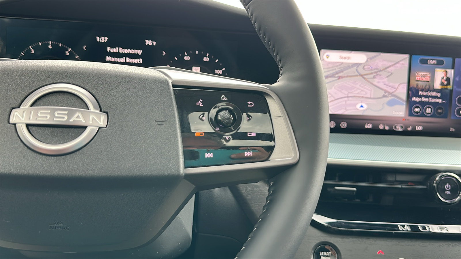 Certified 2025 Nissan Murano SL w/ Cargo Package AWD/4WD image 17