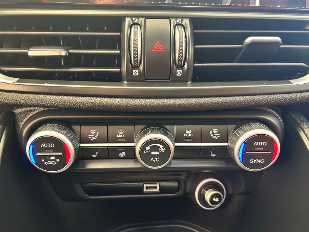 New 2025 Alfa Romeo Giulia image 28