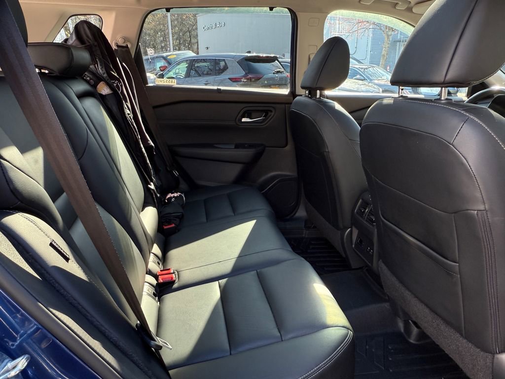 Used 2023 Nissan Rogue SL w/ SL Premium Package AWD/4WD image 28