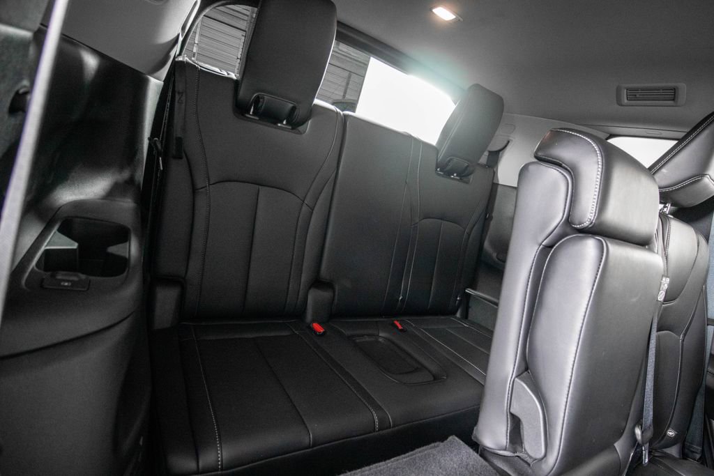 Used 2025 INFINITI QX60 Pure image 14