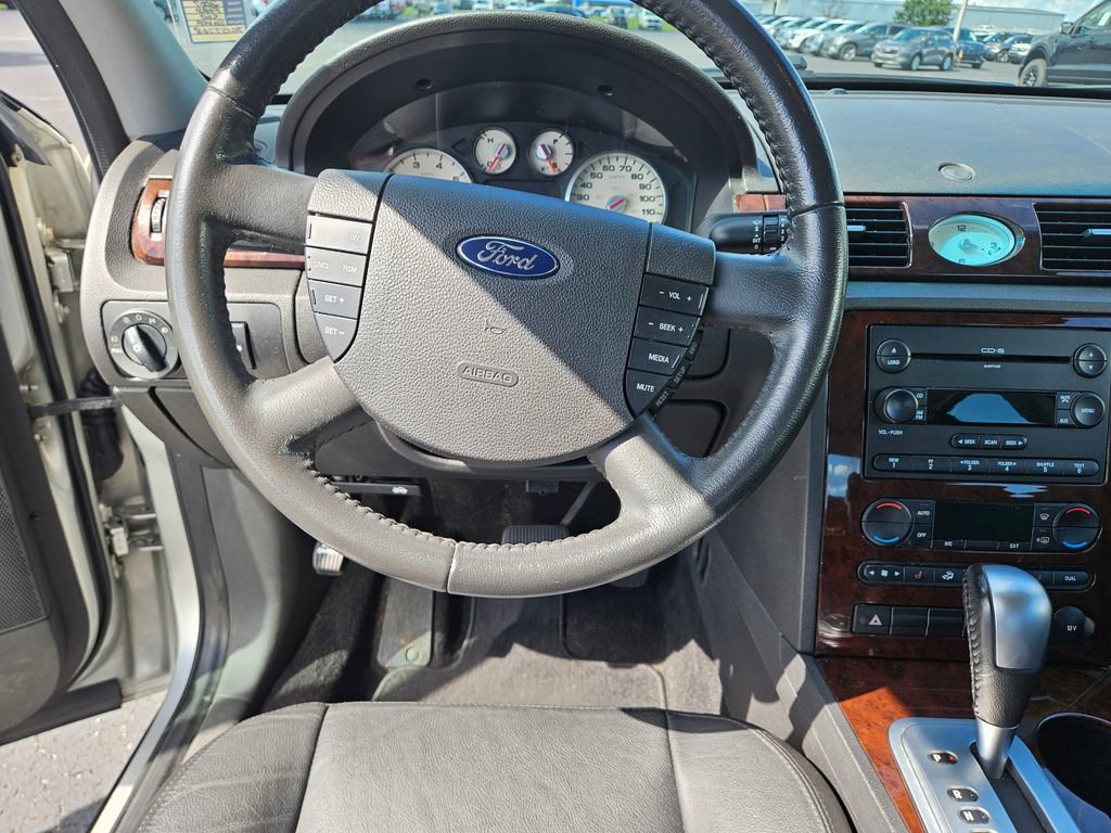 Used 2007 Ford Five Hundred Limited FWD image 13