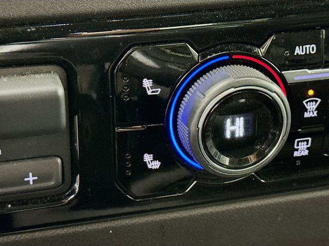 Used 2025 Chevrolet Silverado 1500 LT image 21