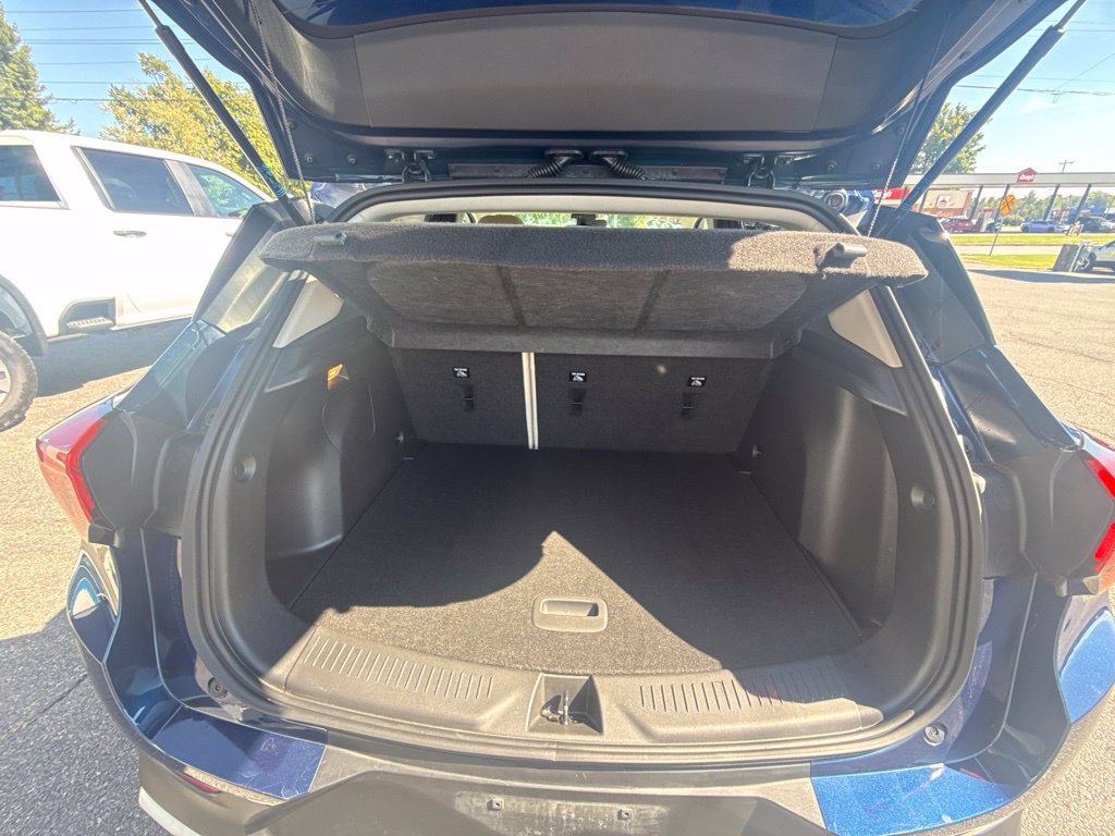Used 2022 Buick Encore GX Select FWD image 9