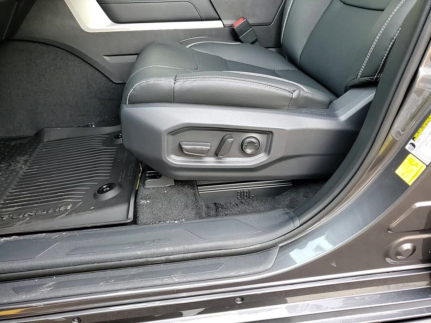 New 2026 Toyota Tundra Limited image 12