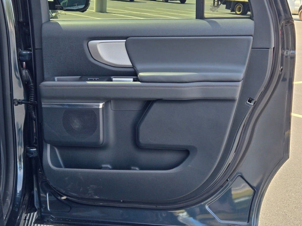 New 2025 Ford Expedition Max Active AWD/4WD image 8
