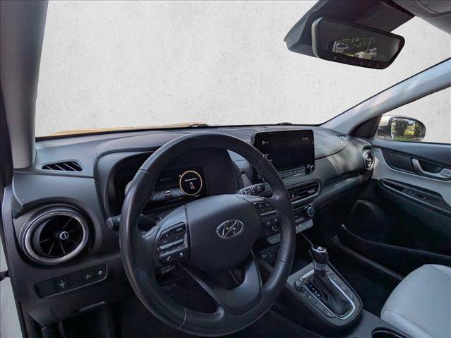 Used 2022 Hyundai Kona Limited w/ Cargo Package FWD image 10