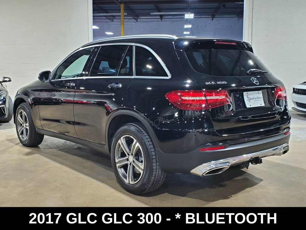 Used 2017 Mercedes-Benz GLC 300 4MATIC image 11